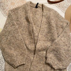 NEW Moon and Madison super soft oversized cardigan